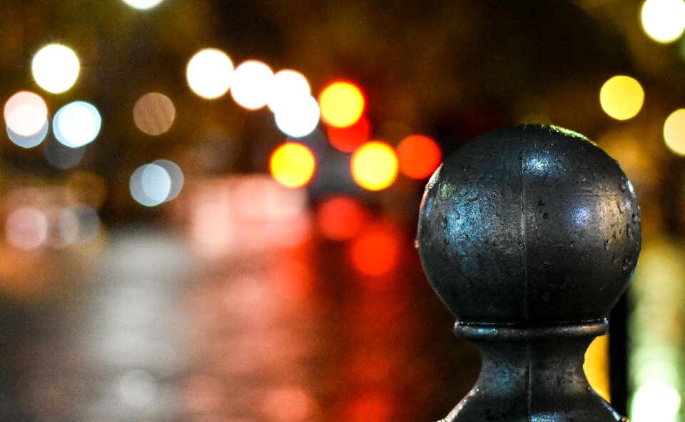 Light round night
