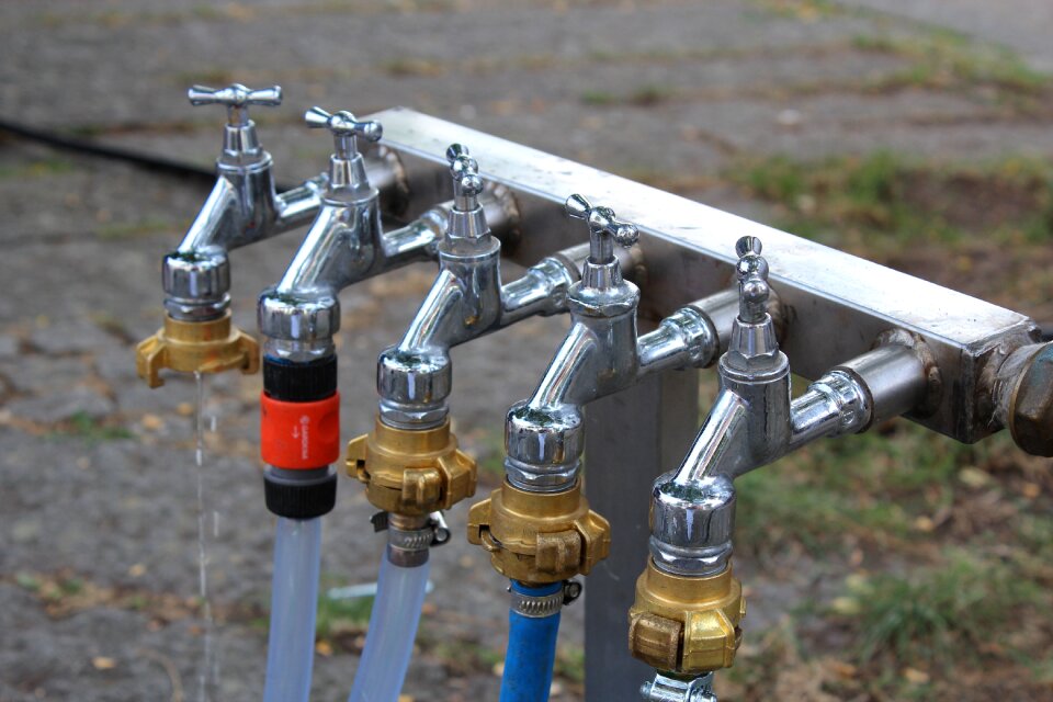 Drinking water irrigation water pipe