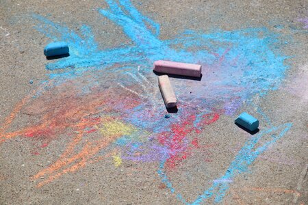 Draw chalk child photo