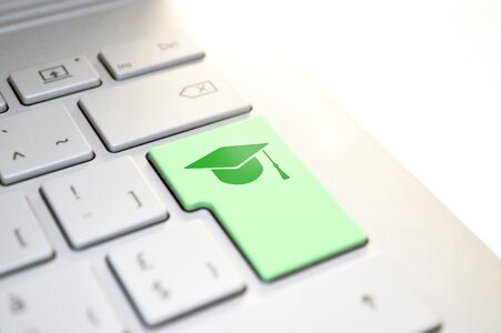 Button training online