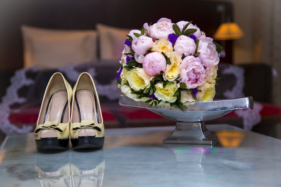 Bouquet wedding bed