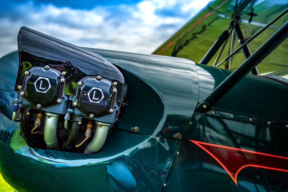 Plane restored retro