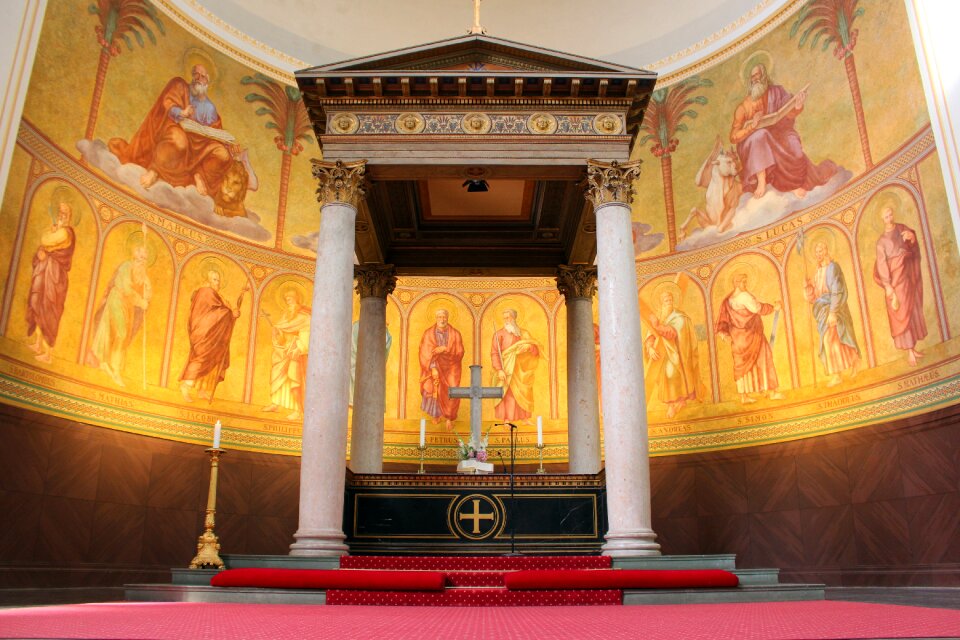 Chapel history christianity