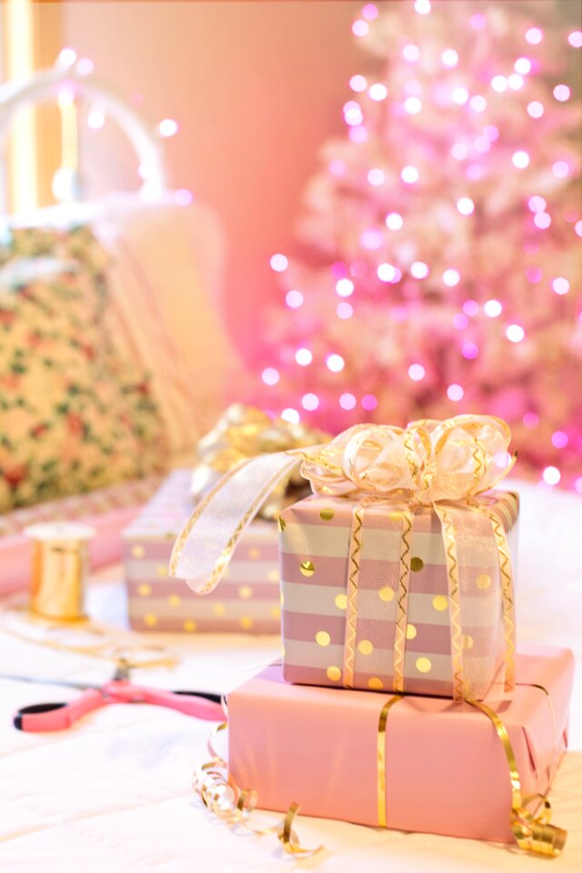 Christmas tree bedroom decorations