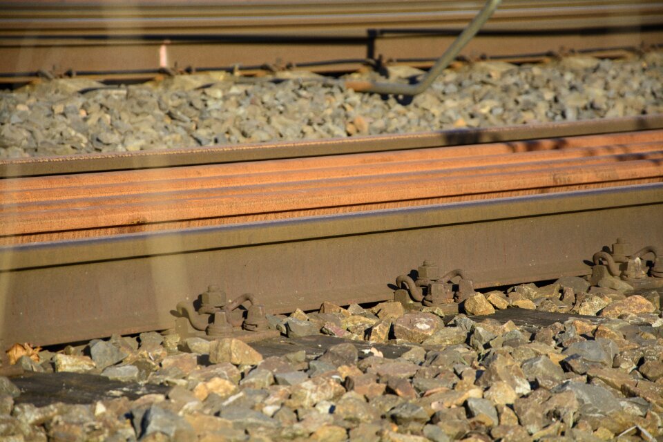 Transport travel railroad tracks