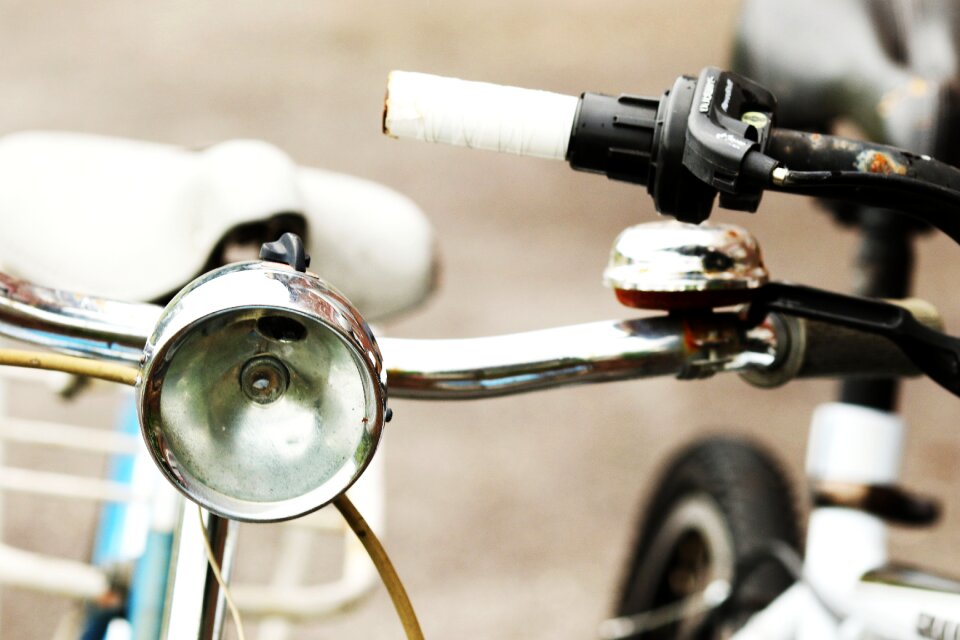 Cycles bicycles brown bike