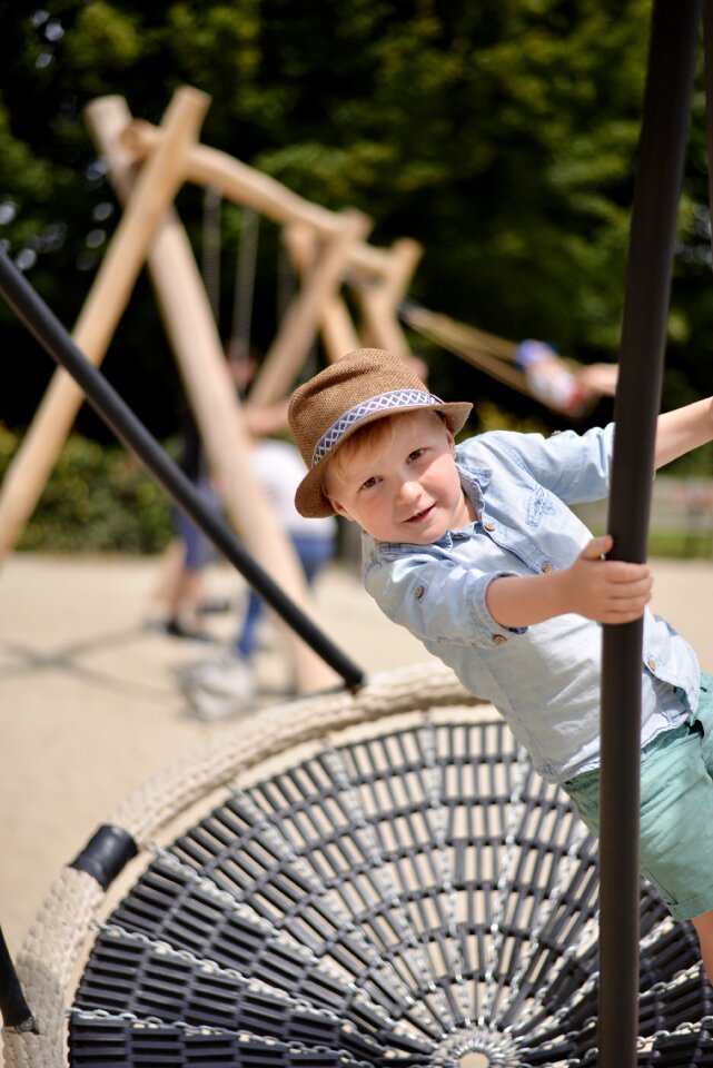 Child outdoor happy
