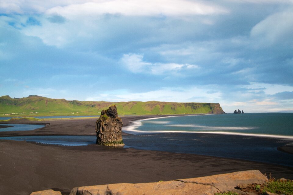 Rock black summer