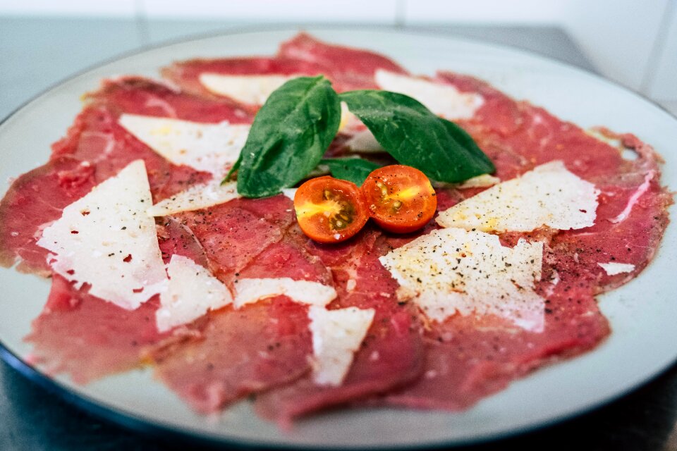 Carpaccio food tomato