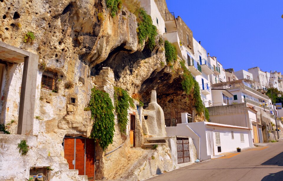 Ancient viale peschici