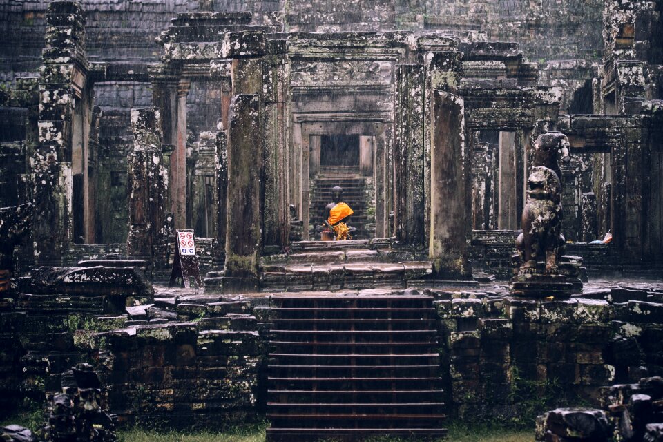 Religion statue buddha