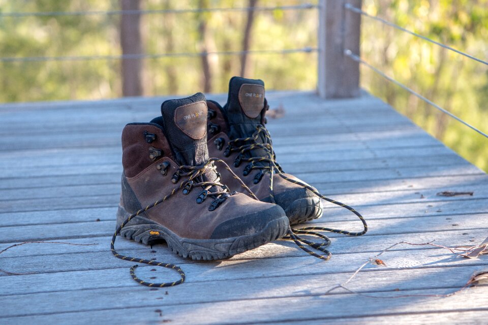 Leather outdoors shoes