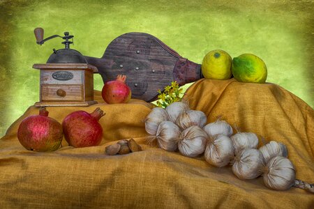 Garlic granada lime