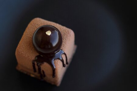 Plate brown pastry