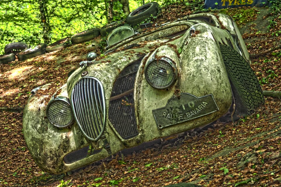 Old rust stainless karre