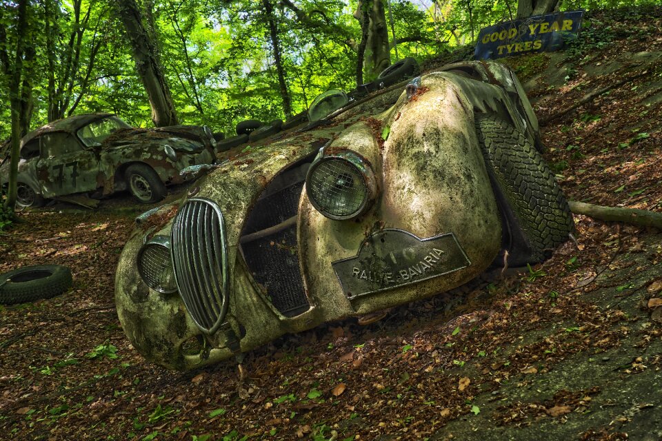 Old rust stainless karre