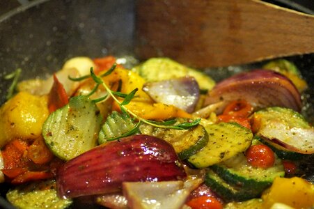 Pan zucchini onions