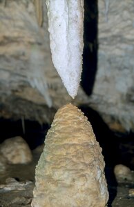 Bottom rocks geology