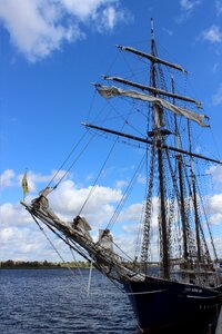 Port historically mast photo