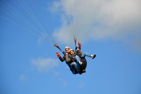 Duo paragliding adventure sport