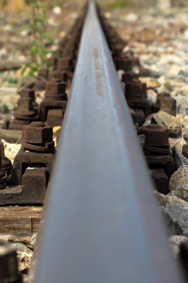 Route rusted railroad track