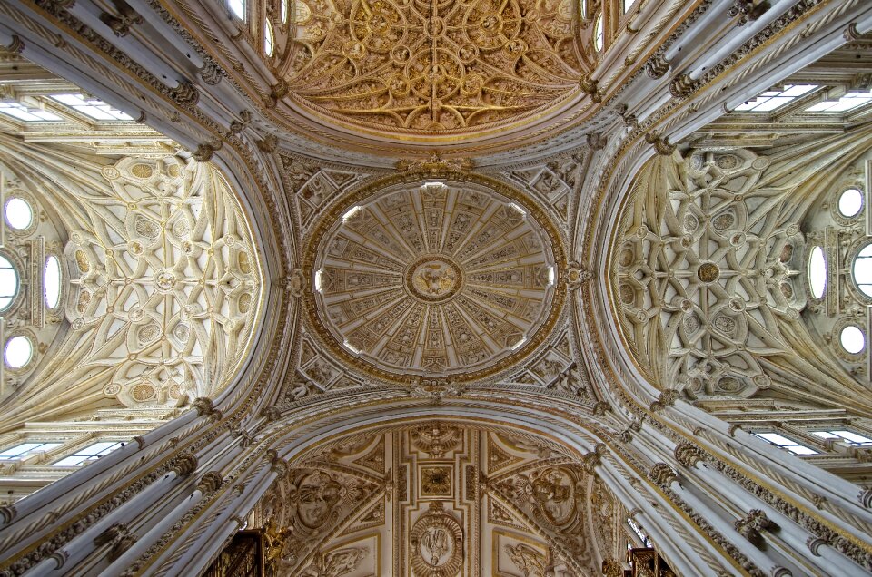 Cathedral mosque crossing archichitektur