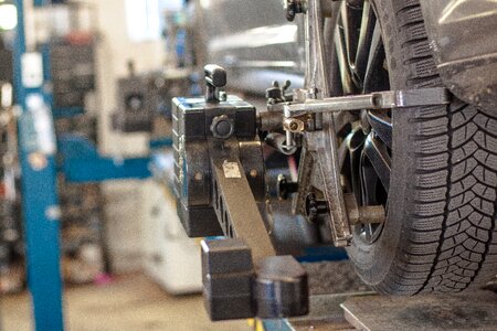 Track set laser steering