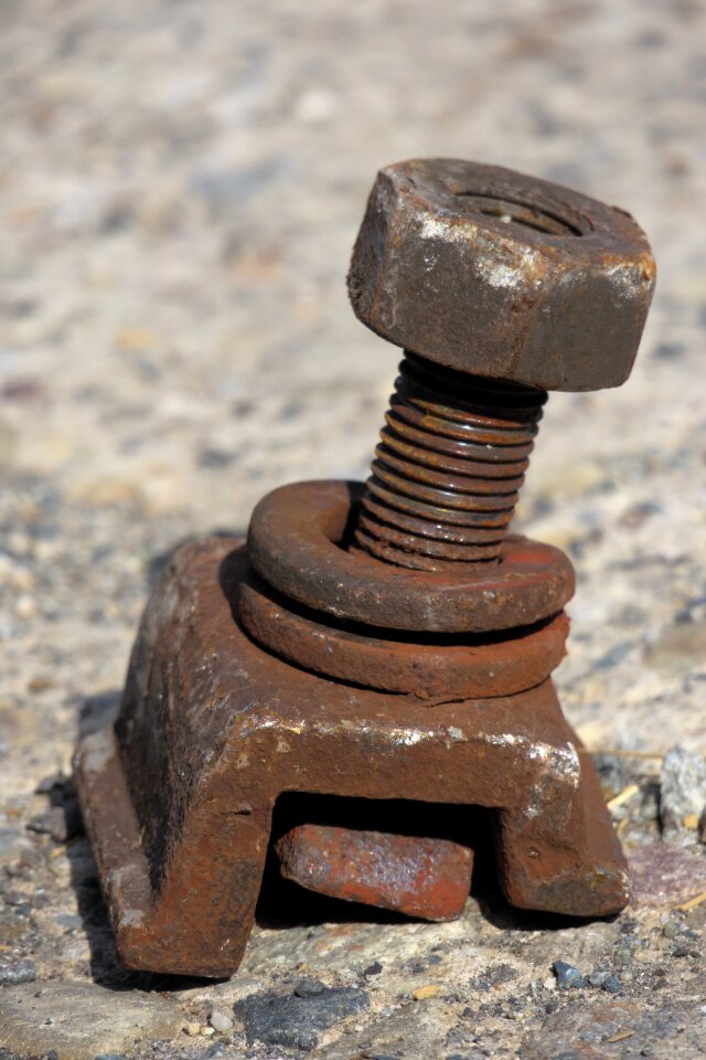 Rust railway gleißbett screws