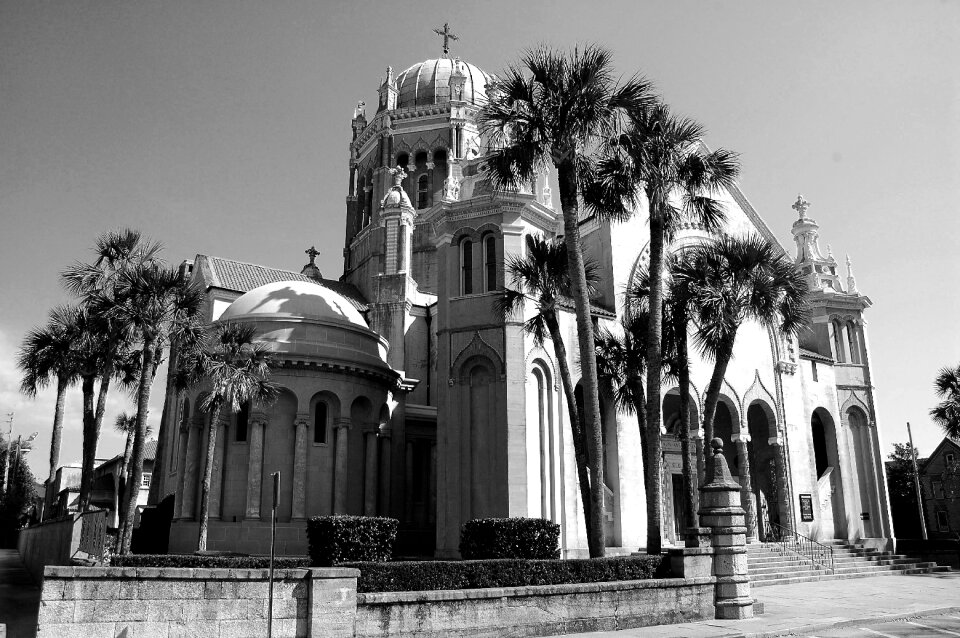 Religion building dom