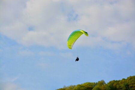 Leisure sports free flight nature