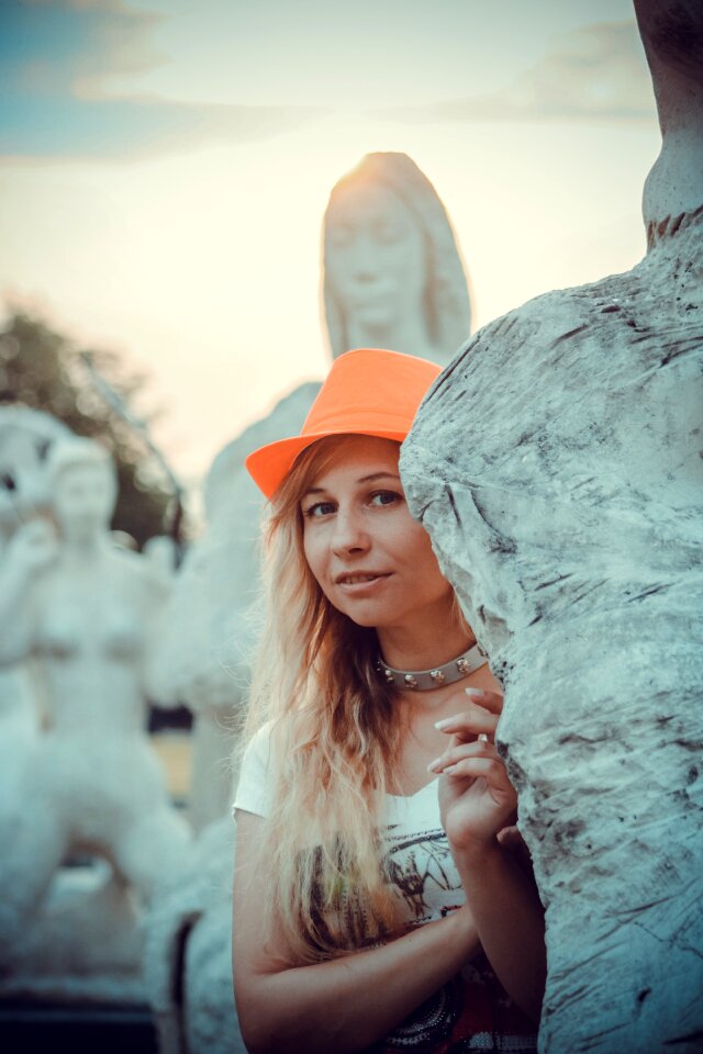 Sculpture art girls