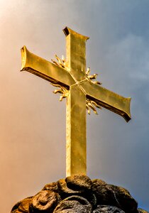 Fulda cross golden photo