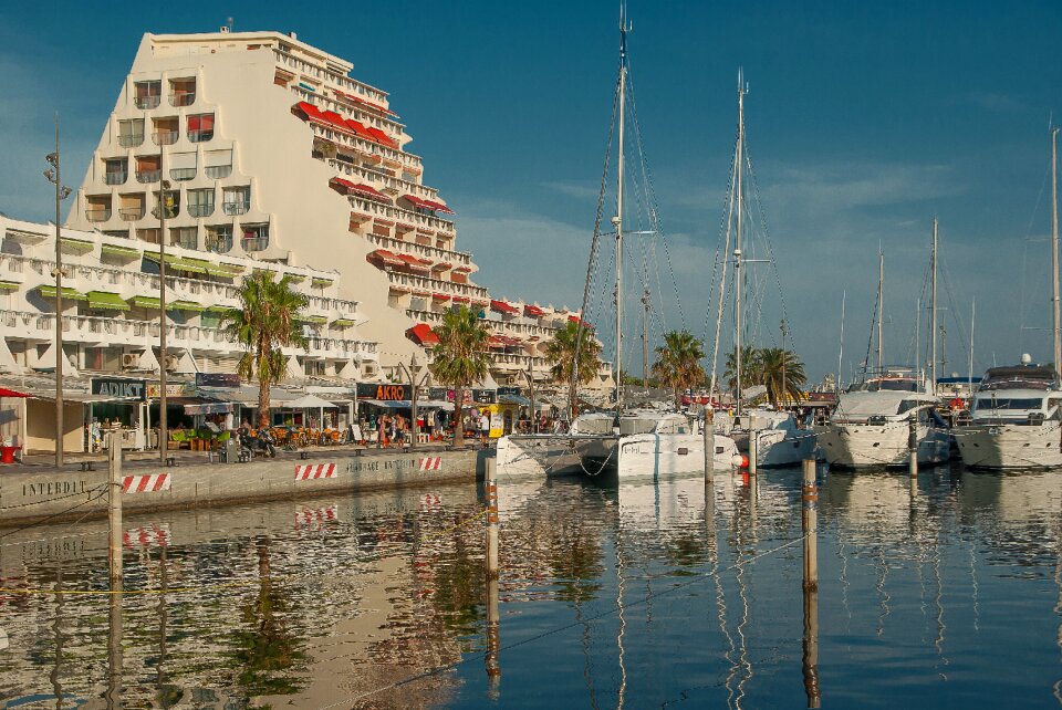 Port boats sailboats