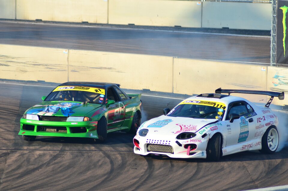 Speed competition extremely