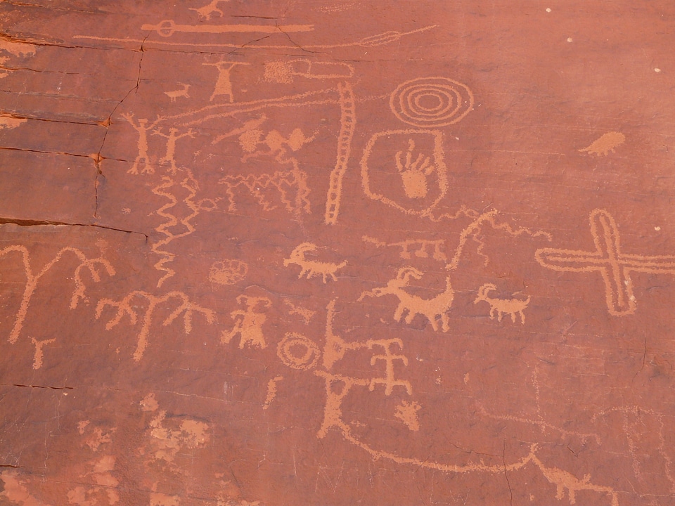 Rock painting rock carving valley of fire