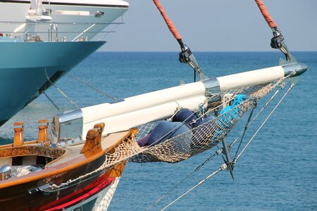 Front piece sailing vessel jib boom