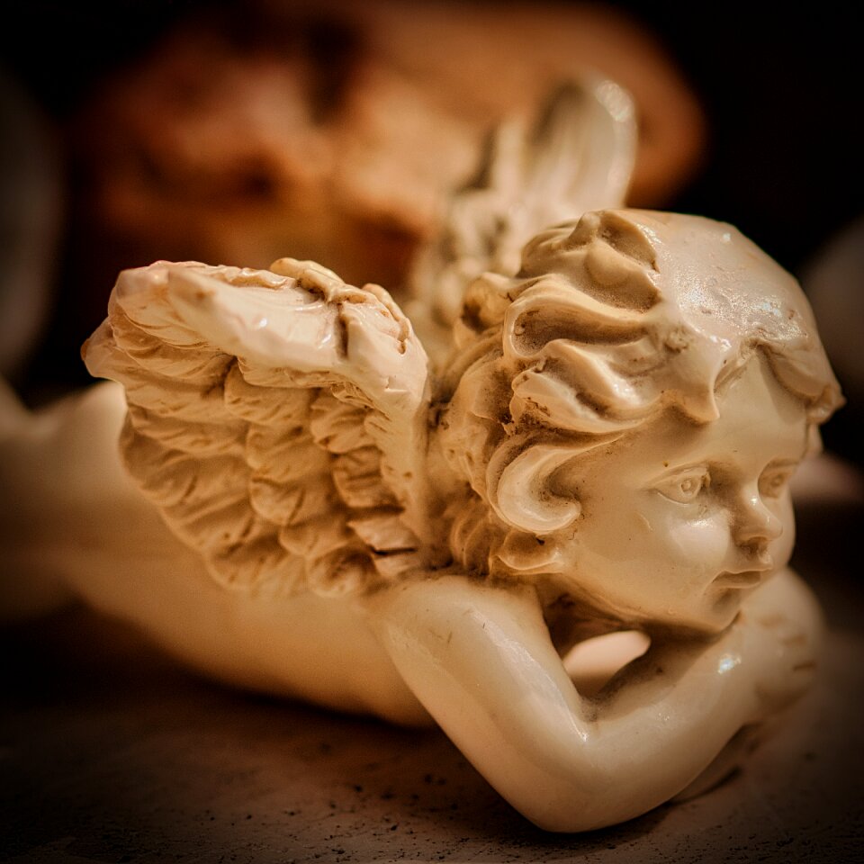 Angel religion figure