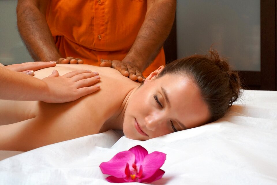 Four hands spa relaxation