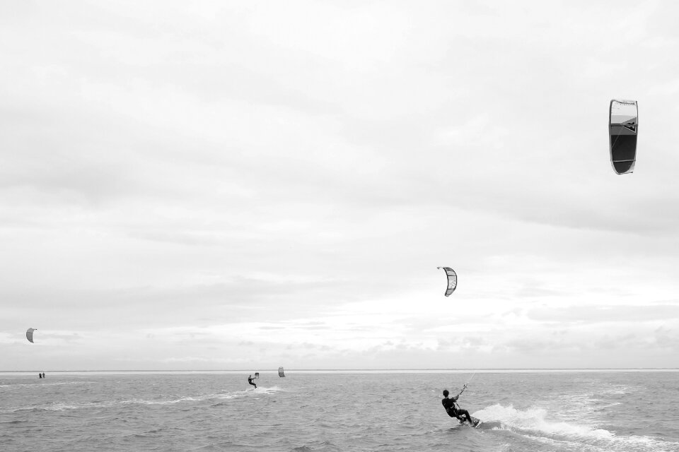 Kitesurfing water sports sw