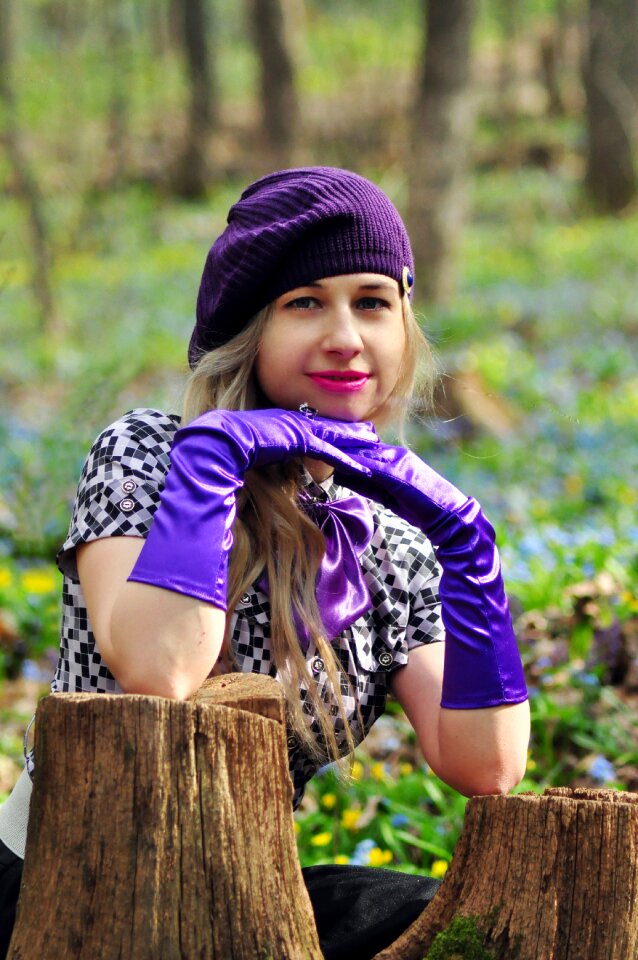 Beret gloves spring forest