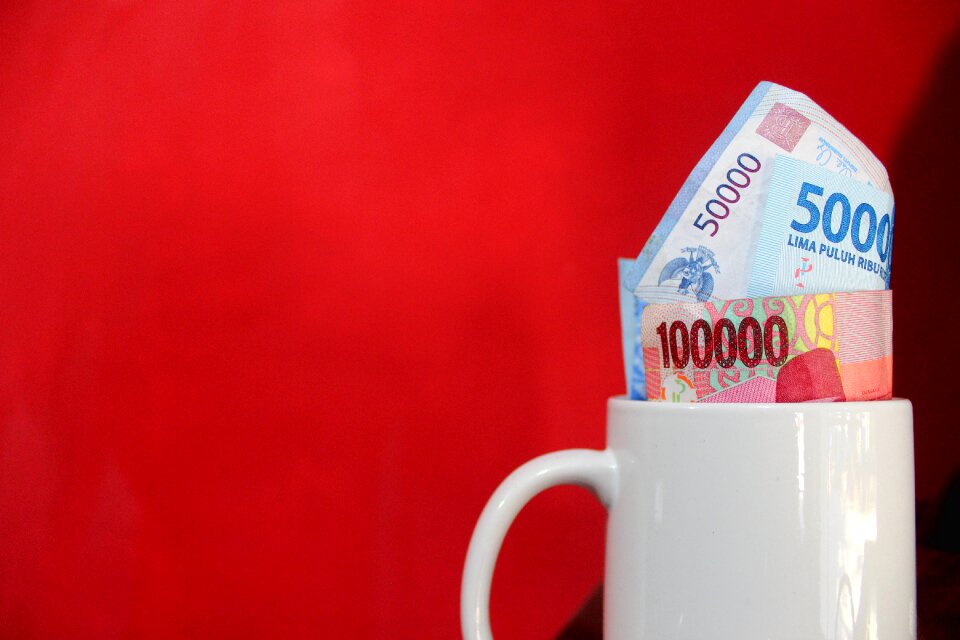 Economic financial pay