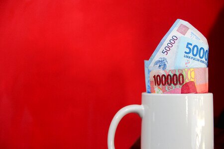 Economic financial pay