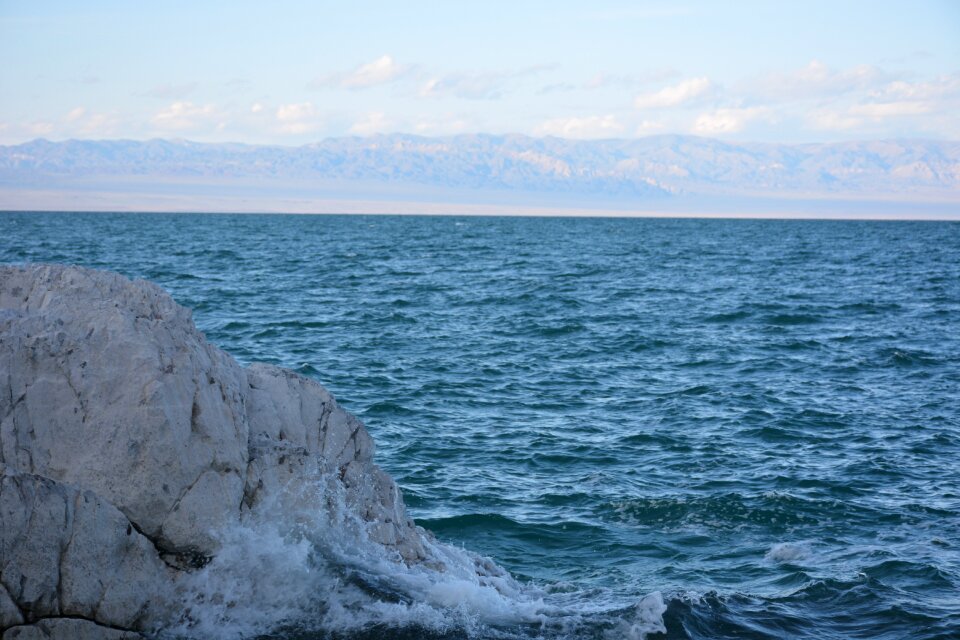 Lake rock nature