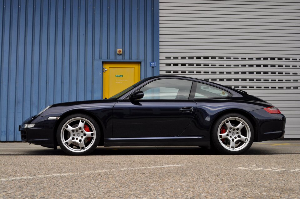 Vehicle sports car automotive