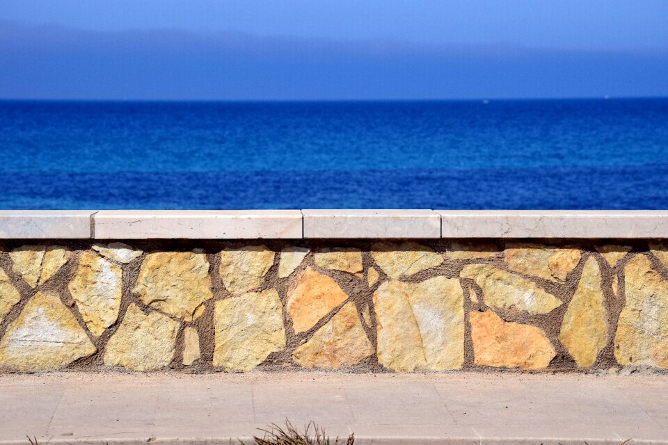 Horizon water blue