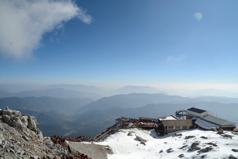 The jade dragon snow mountain the scenery peak photo