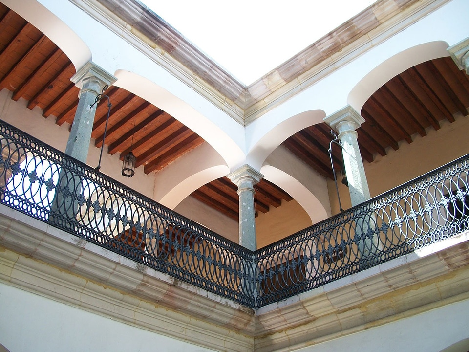 Balcony building colonial