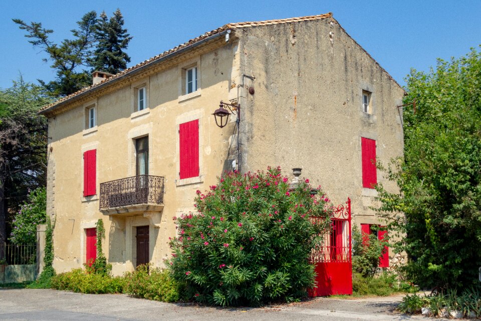Pane red alpes-de-haute-provence