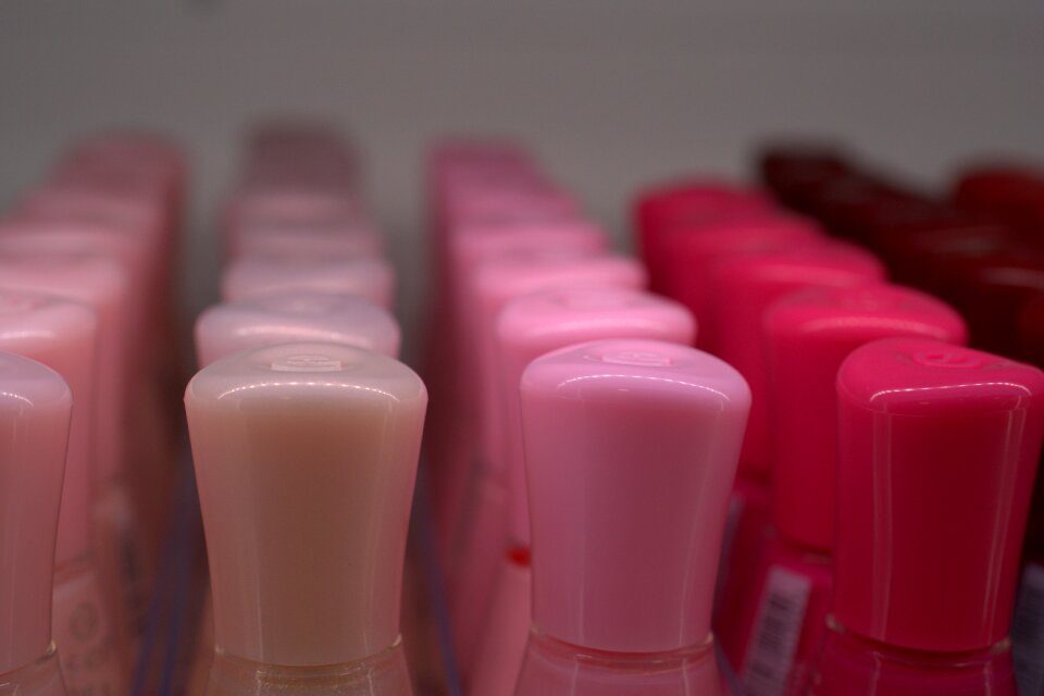Manicure fingernails paint