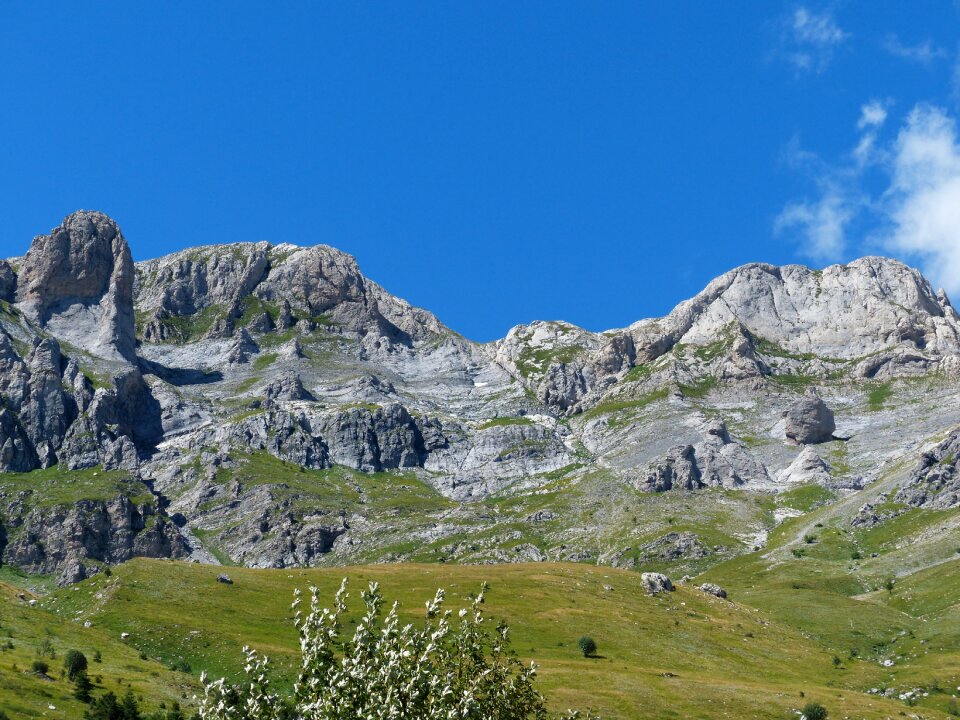 Scaglie delle placche del bochino rock climbing area